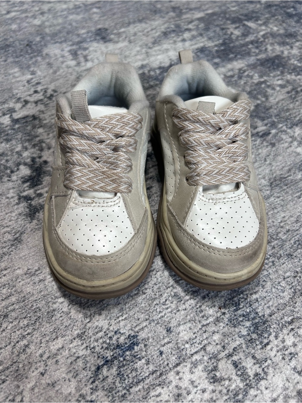 Toddler 8c Sneakers